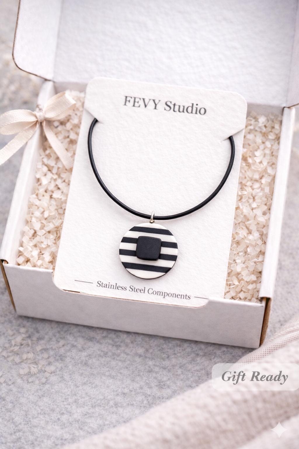 Black and White Geometric Pendant Necklace | Minimalist Statement Necklace | Polymer Clay Jewelry | Modern Circle Necklace | Gift for Her